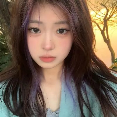桃红月色下